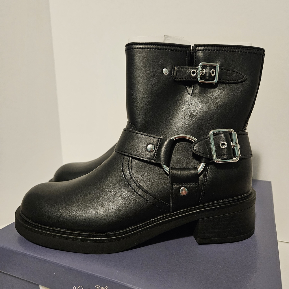 Universal Thread Black Connor Ankle Boots